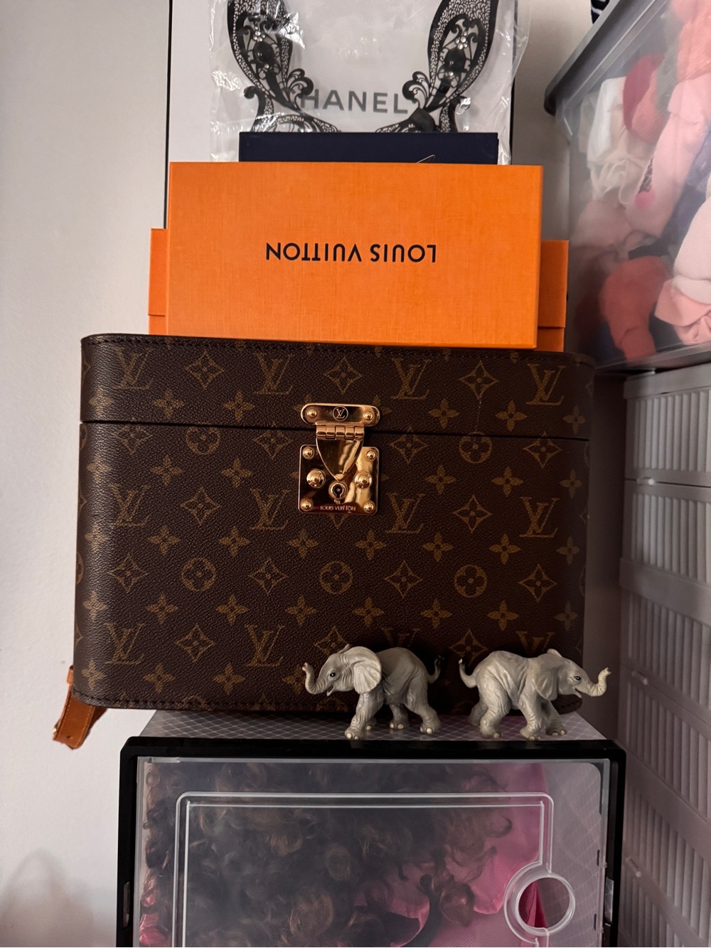 Louis Vuitton Monogram Train Case in Brown with Gold Hardware